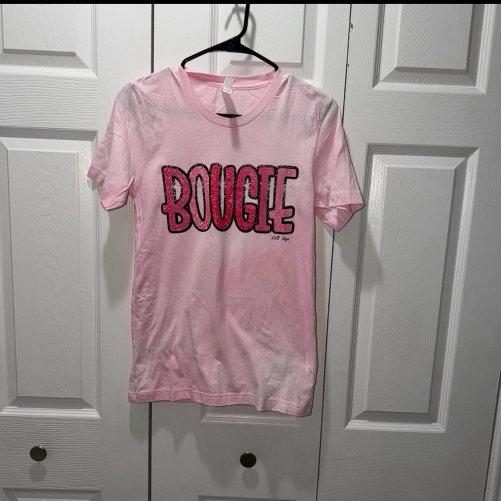 NWOT Light Pink White Wash Size S “Bougie” Graphic T-Shirt